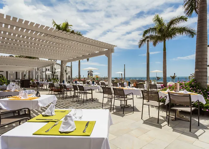 Курортный комплекс Royal Palm & - Adults Only