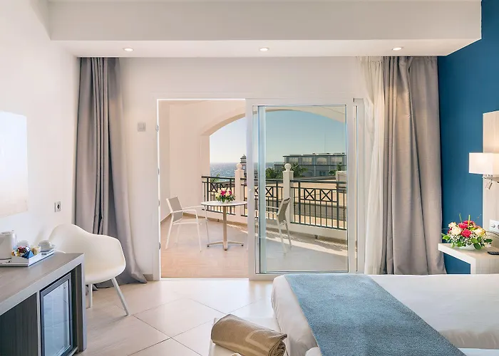 Royal Palm & - Adults Only Курортный комплекс