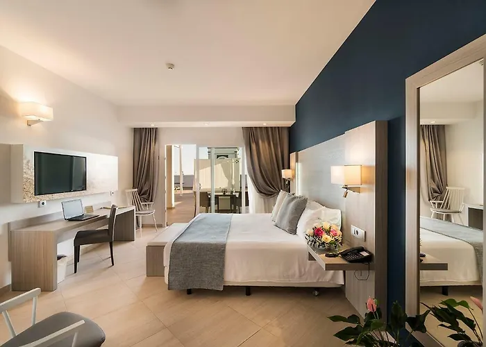 Royal Palm & - Adults Only 4*