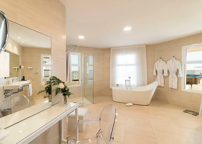 Royal Palm & - Adults Only Курортный комплекс